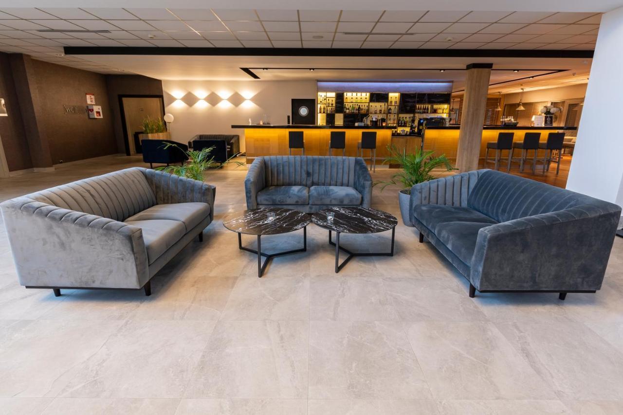 Omega Hotel オルシュティン エクステリア 写真