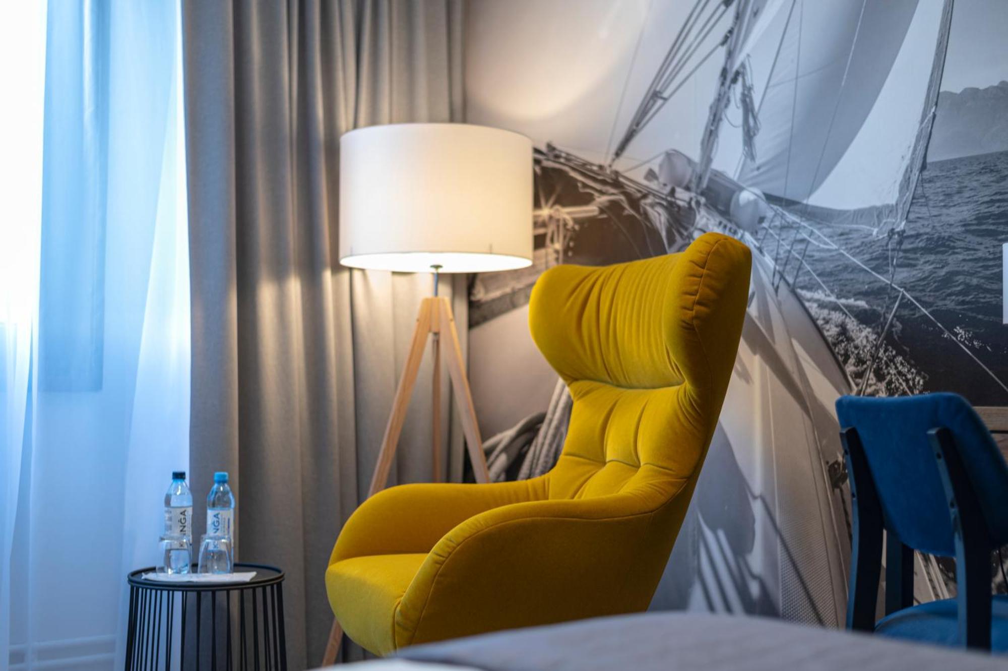 Omega Hotel オルシュティン エクステリア 写真