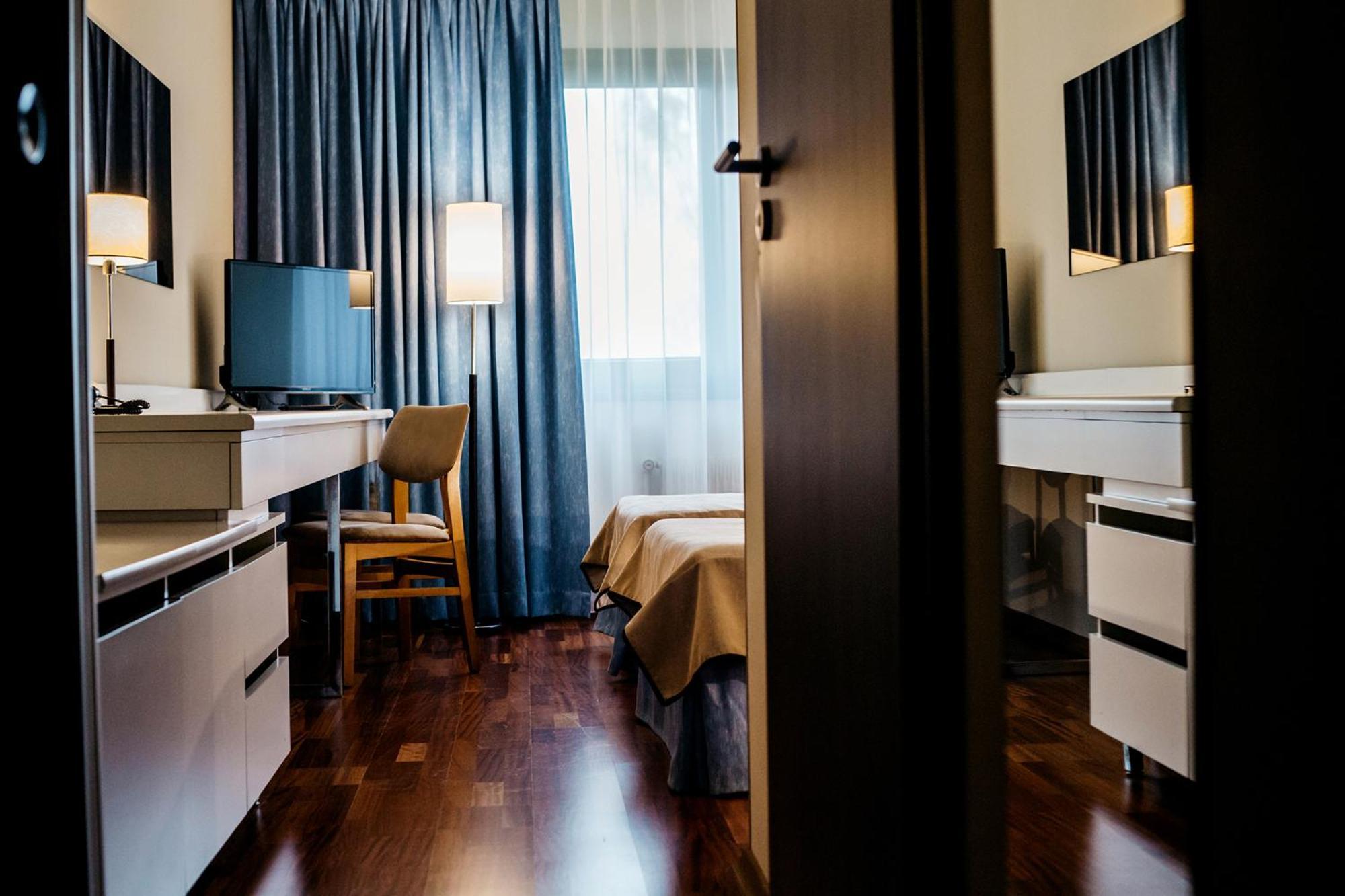 Omega Hotel オルシュティン エクステリア 写真