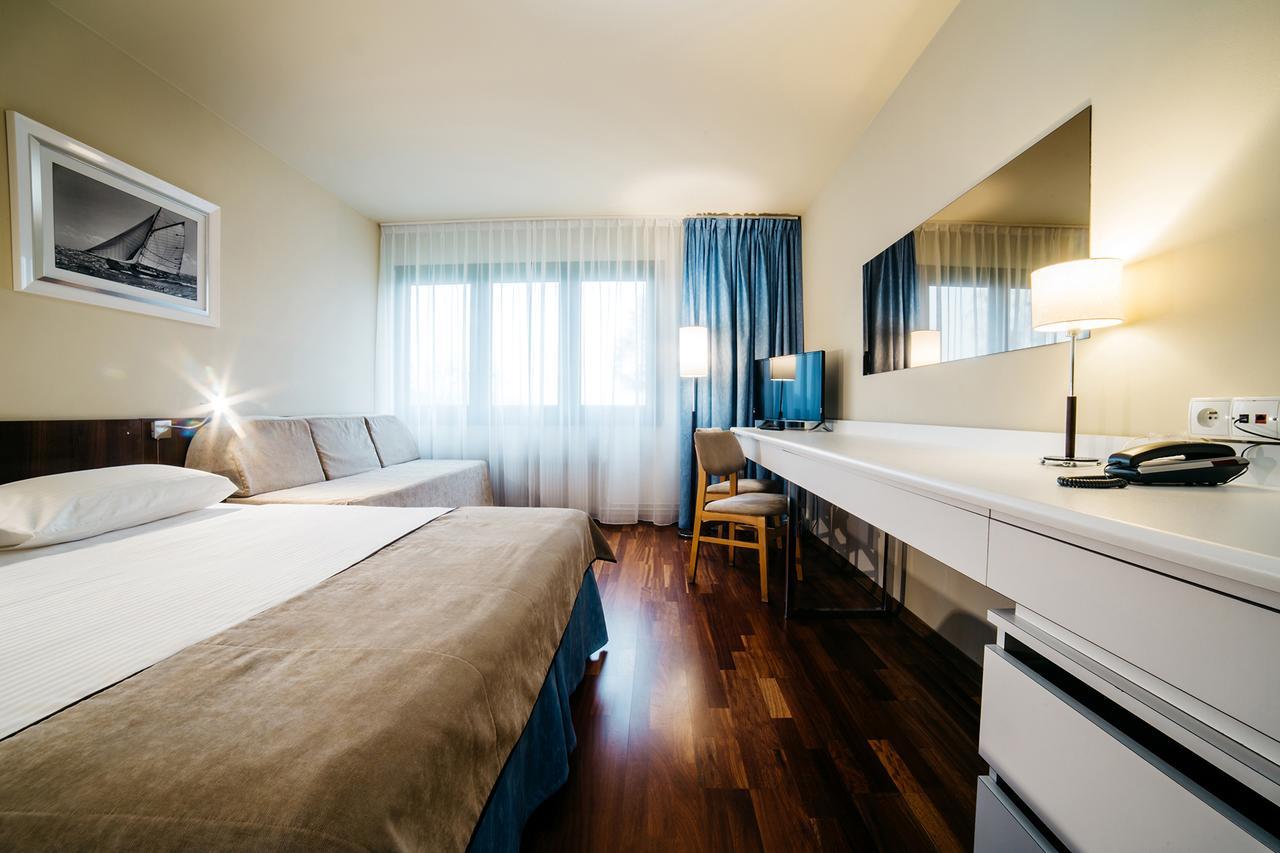 Omega Hotel オルシュティン エクステリア 写真